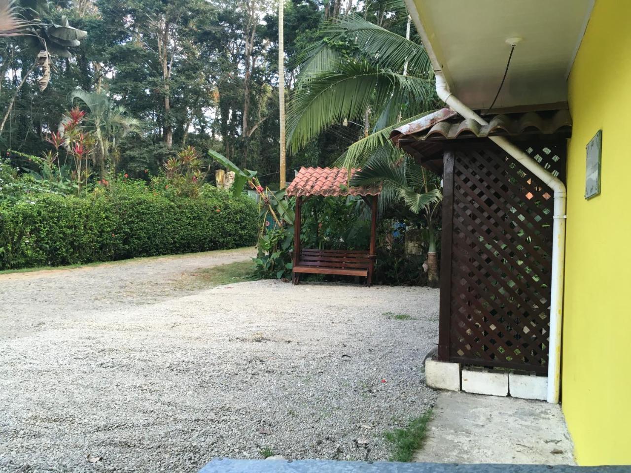Las Casitas De Playa Negra Pansiyon Puerto Viejo de Talamanca Dış mekan fotoğraf