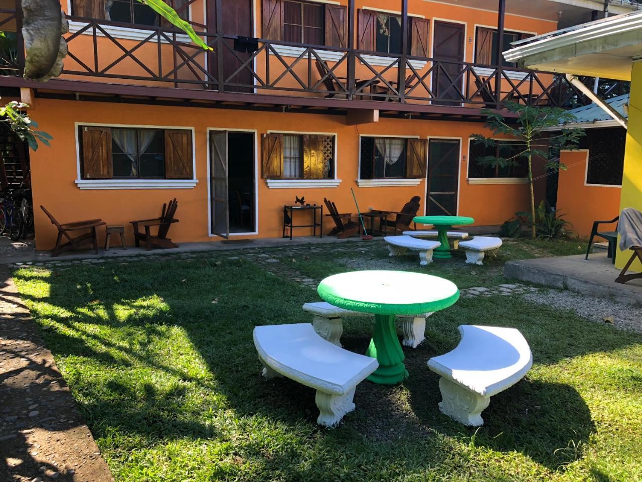 Las Casitas De Playa Negra Pansiyon Puerto Viejo de Talamanca Dış mekan fotoğraf