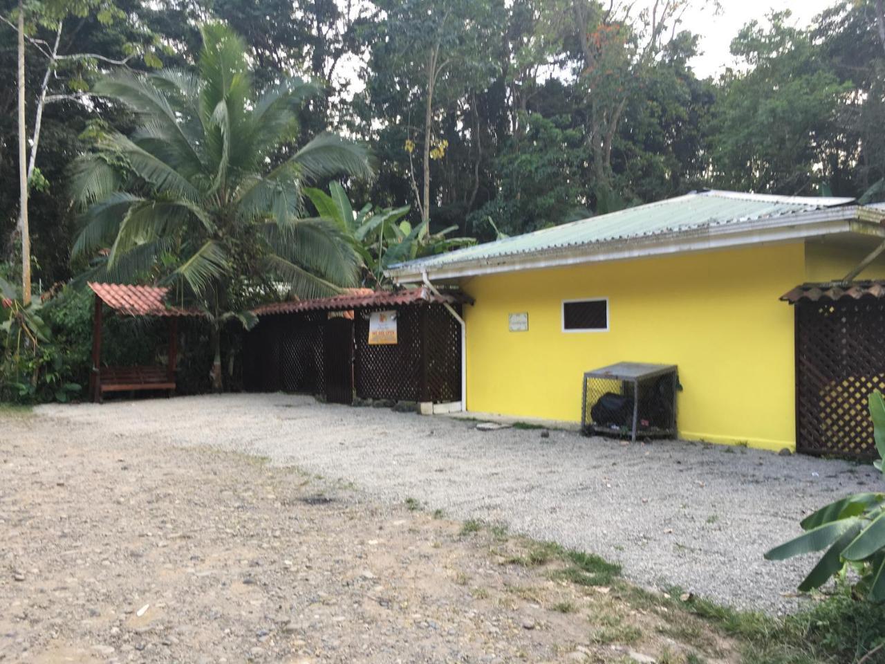 Las Casitas De Playa Negra Pansiyon Puerto Viejo de Talamanca Dış mekan fotoğraf